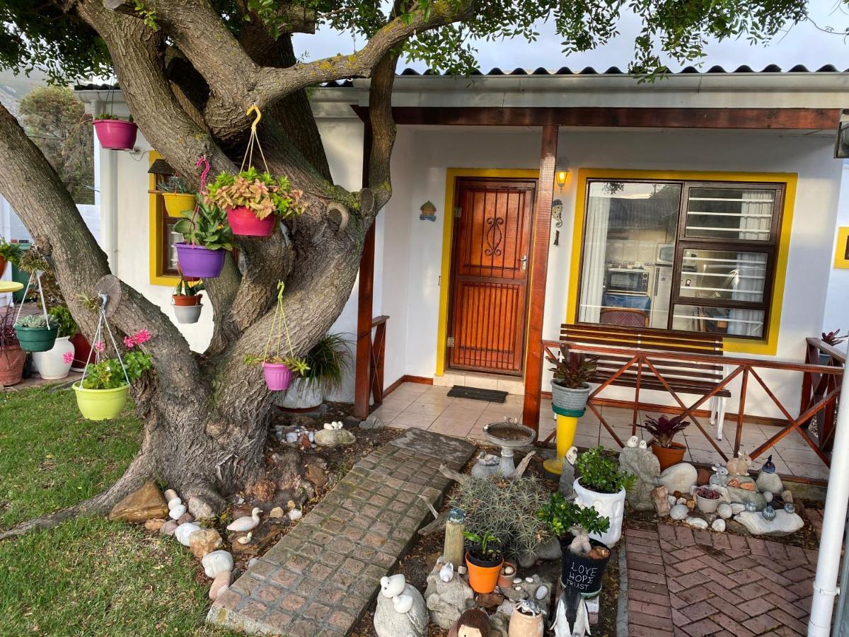 Hermanus 60 On Flat Екстериор снимка